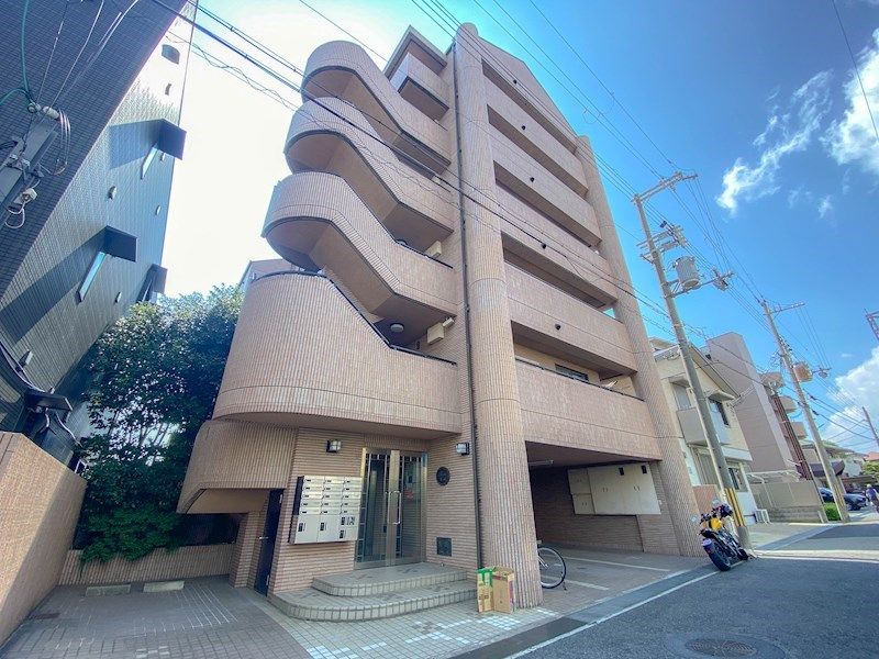 リヴェール本山の外観画像