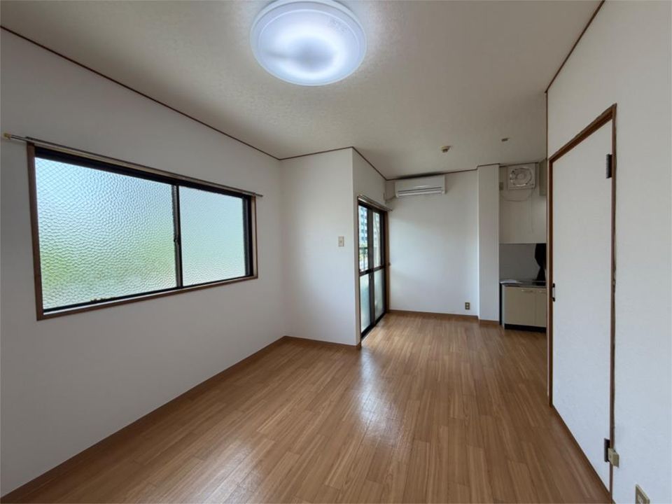 近くのセブンイレブン 神戸魚崎北町5丁目店まで178m(徒歩3分)