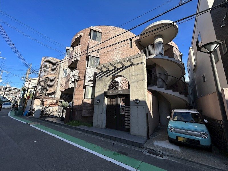 ドール甲子園の外観画像