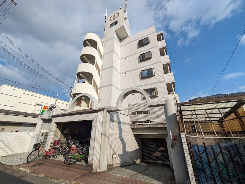 アーチ神崎の外観画像