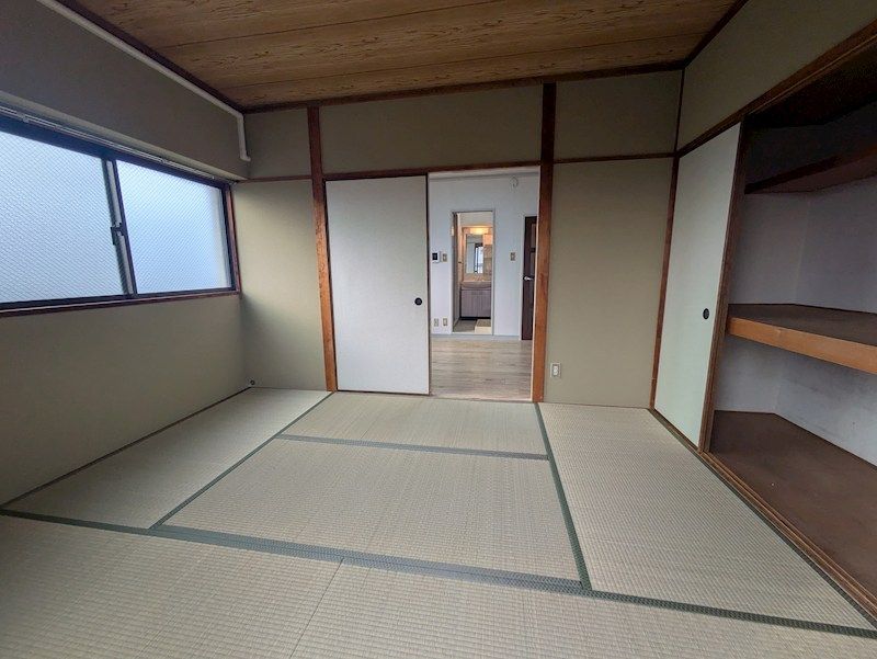 ベッドルーム