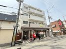 キューブ甲子園口の外観