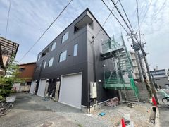 西宮今津山中町ガレージハウスの外観画像