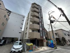 ランド・アート甲子園の外観画像