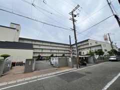 コスモハイツ甲子園の外観画像