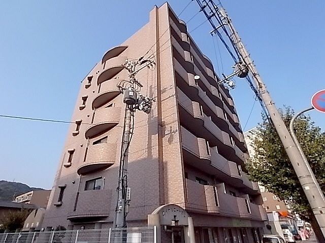 ロイヤルコート本山の外観画像