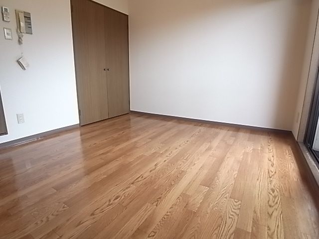 ベッドルーム