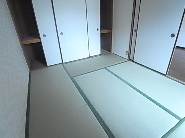 ベッドルーム