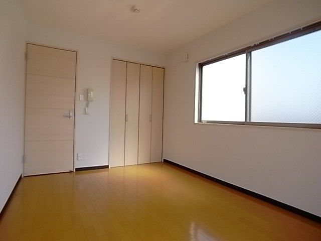 ベッドルーム