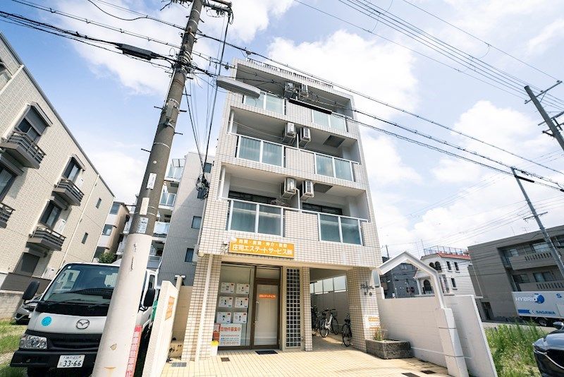 ジュネス本山の外観画像
