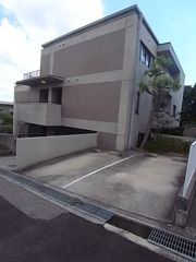 オプティマ三条の外観画像
