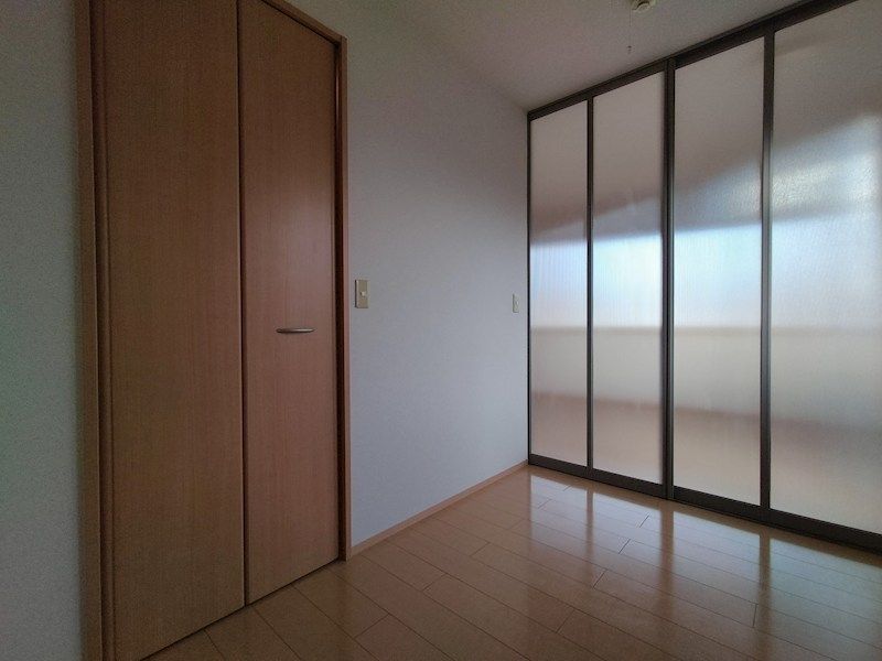 ベッドルーム