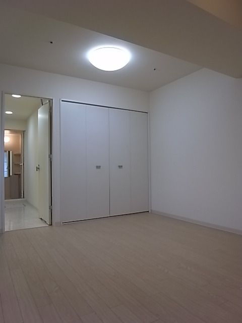 ベッドルーム