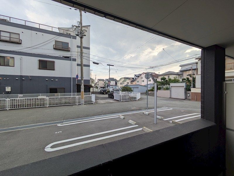 近くのローソン 尼崎久々知一丁目店まで167m（徒歩3分）