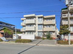 エル シャロームの外観画像