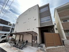 クリエオーレ神田中通3の外観画像