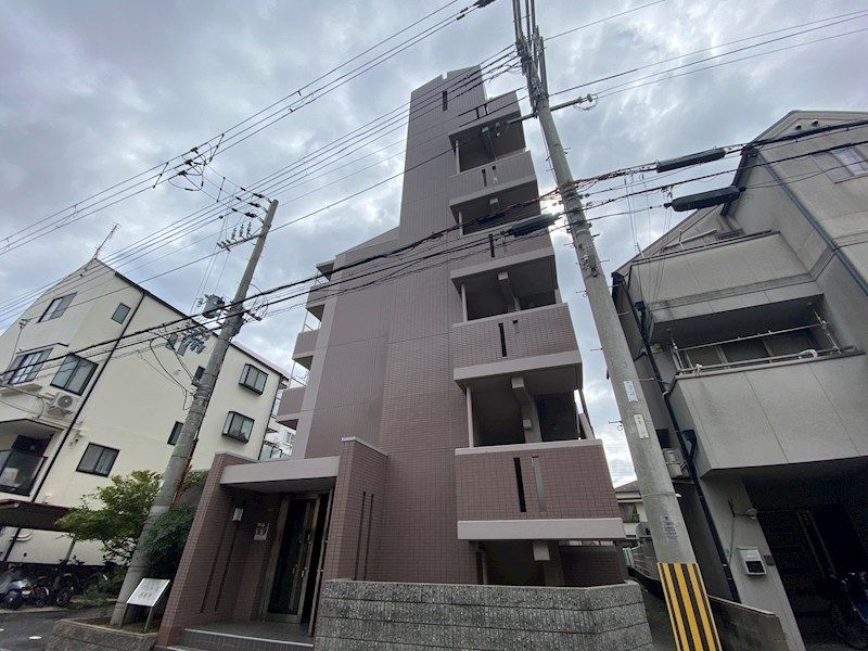 グランドール西岡本の外観画像