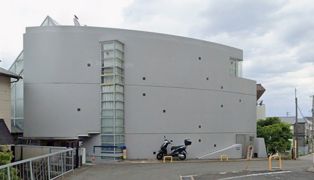 バウアーハウスの外観画像