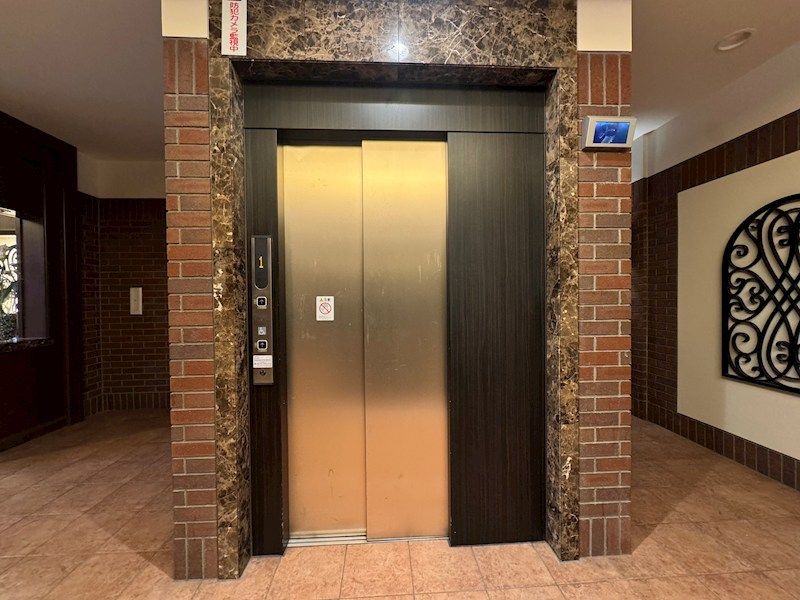 近くのセブンイレブン 神戸上沢通6丁目店まで155m(徒歩2分)