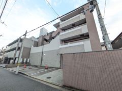 グランシャリオWESTの外観画像