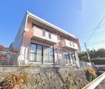 リラハイツの外観画像