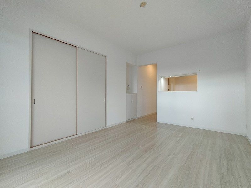 近くのセブンイレブン 西宮小曽根町2丁目店まで274m(徒歩4分)