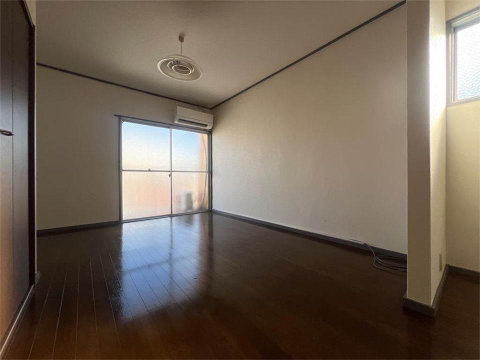 近くのファミリーマート 神戸日暮通店まで127m（徒歩2分）