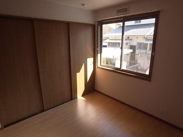 ベッドルーム