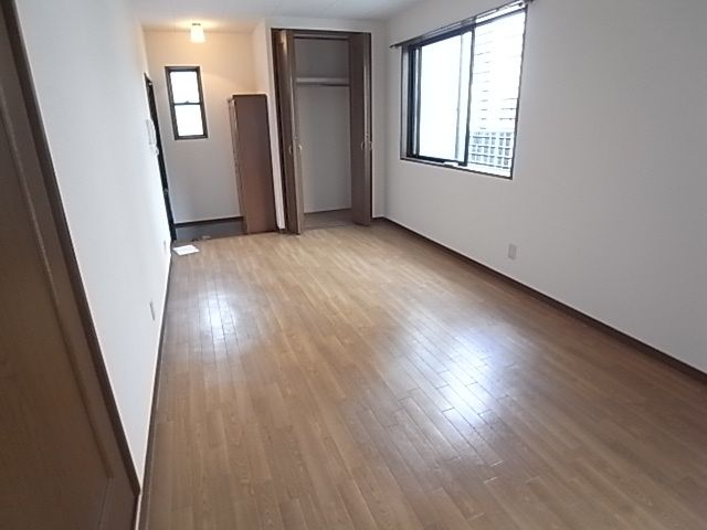 ベッドルーム