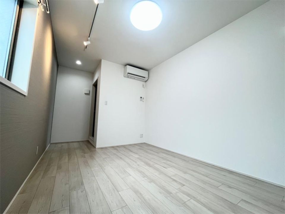 近くのセブンイレブン 尼崎南武庫郵便局前店まで294m（徒歩4分）