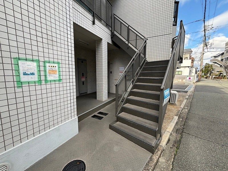 近くのセブンイレブン 西宮荒木町店まで69m（徒歩1分）
