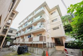マンションカザミドリの外観画像