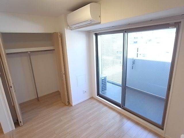 ベッドルーム