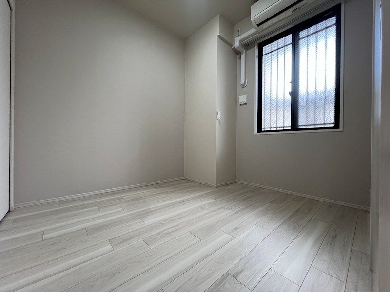 ベッドルーム
