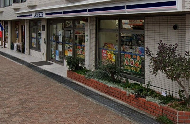 近くのローソン 芦屋川西店まで428m（徒歩6分）