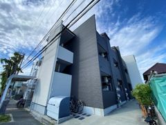 コンパルサ次屋の外観画像