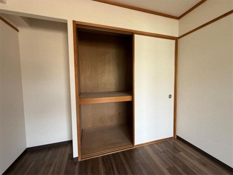 近くのローソン 神戸大町二丁目店まで91m（徒歩2分）