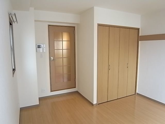 ベッドルーム