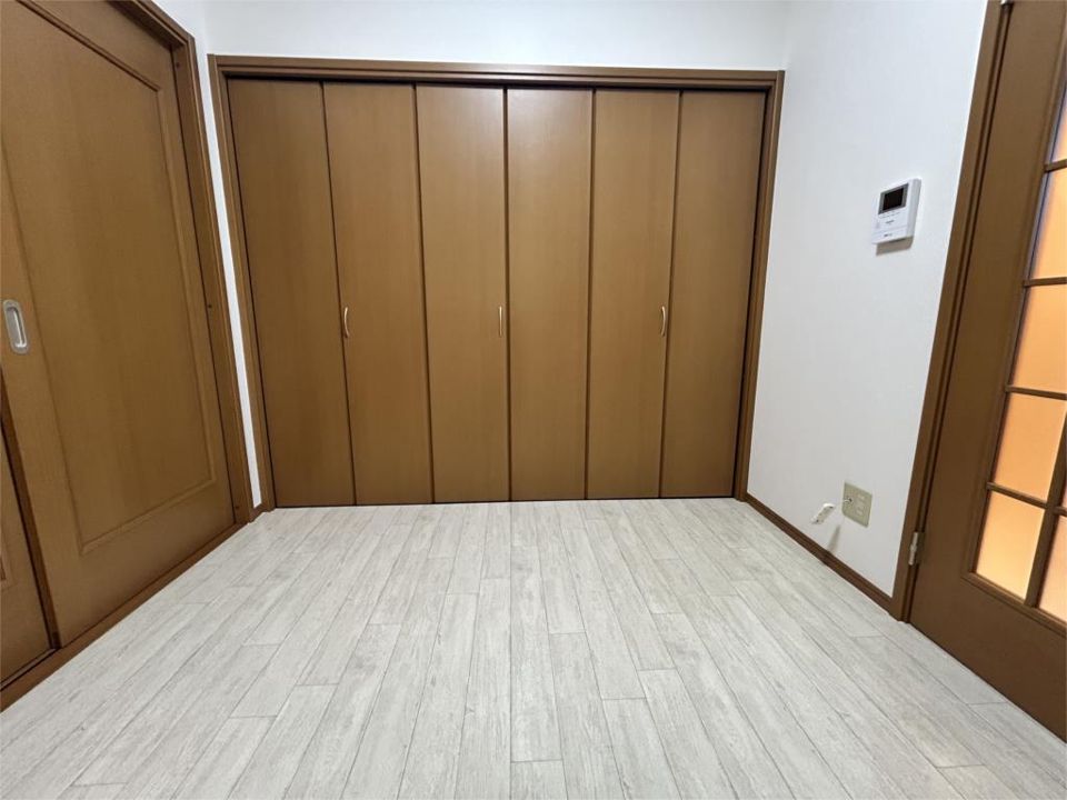 ベッドルーム