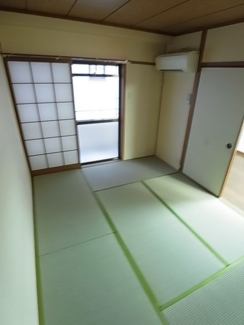 ベッドルーム