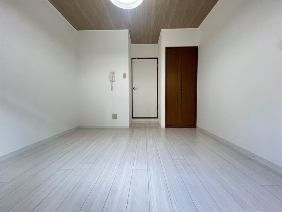 ベッドルーム