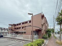 プラザハイツ二ツ屋B棟の外観画像