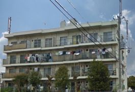 カーサベッレッツァの外観画像