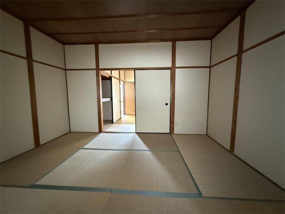 ベッドルーム