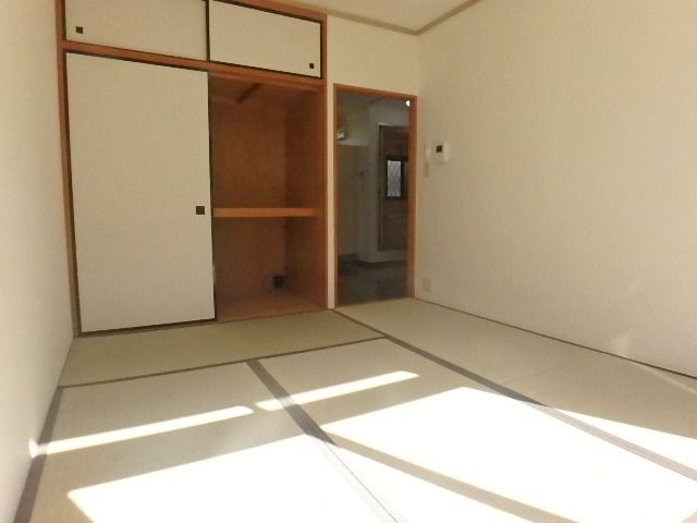 ベッドルーム