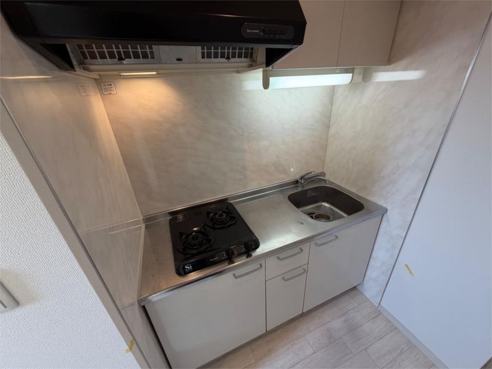 近くのセブンイレブン 神戸森友2丁目店まで424m（徒歩6分）