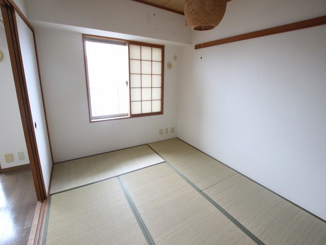 ベッドルーム