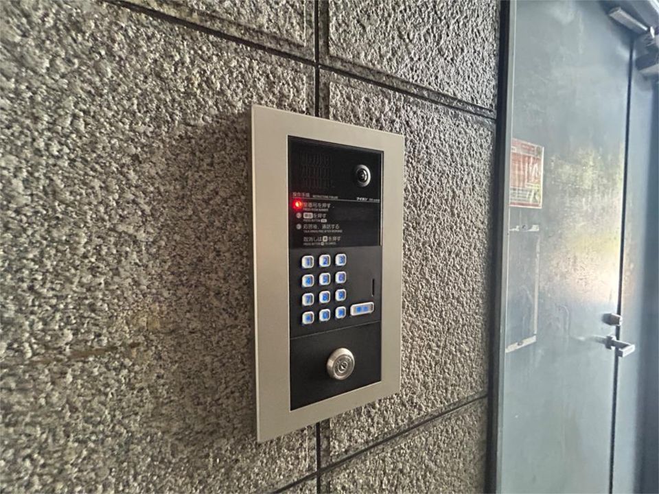 近くのセブンイレブン神戸中山手通4丁目店まで442m（徒歩6分）