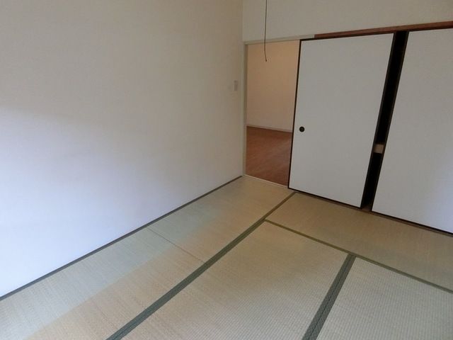 ベッドルーム