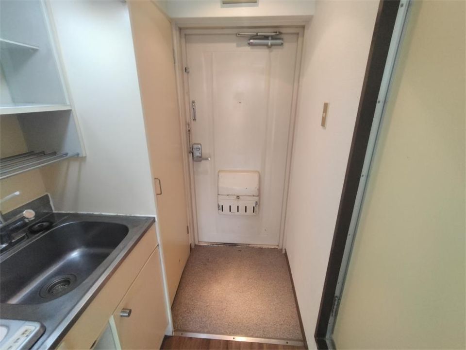 近くのセブンイレブン 阪急園田駅東店まで240m（徒歩3分）